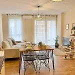 Mh Apartment, Free Parking, Flexible Check In