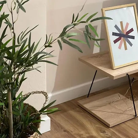 Mh Apartment, Free Parking, Flexible Check In * Τίρανα
